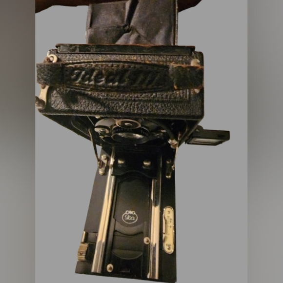 Vintage V. Bittner Breslau Fold Out Camera - Picture 10 of 11